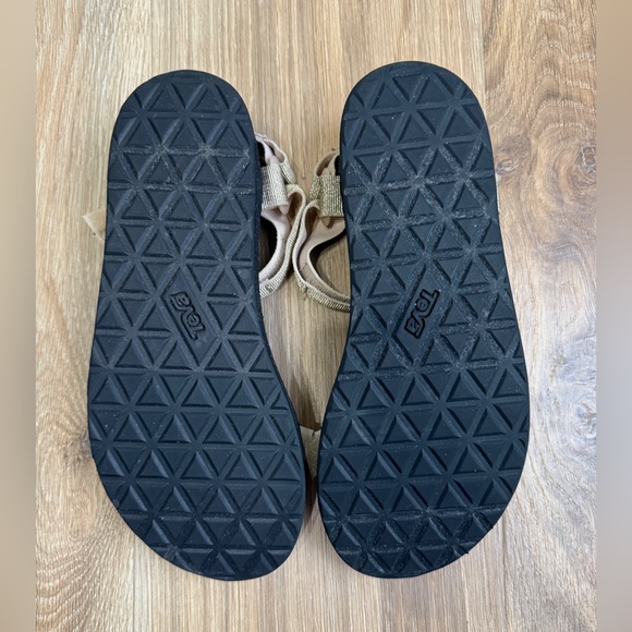 Womens Teva Midform Universal Metallic Champagne Strappy Sandals Size 9 LNC - Picture 5 of 8